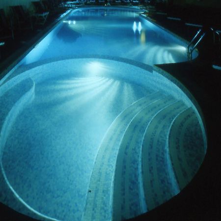 Hotel Orizzonti Rimini Kültér fotó