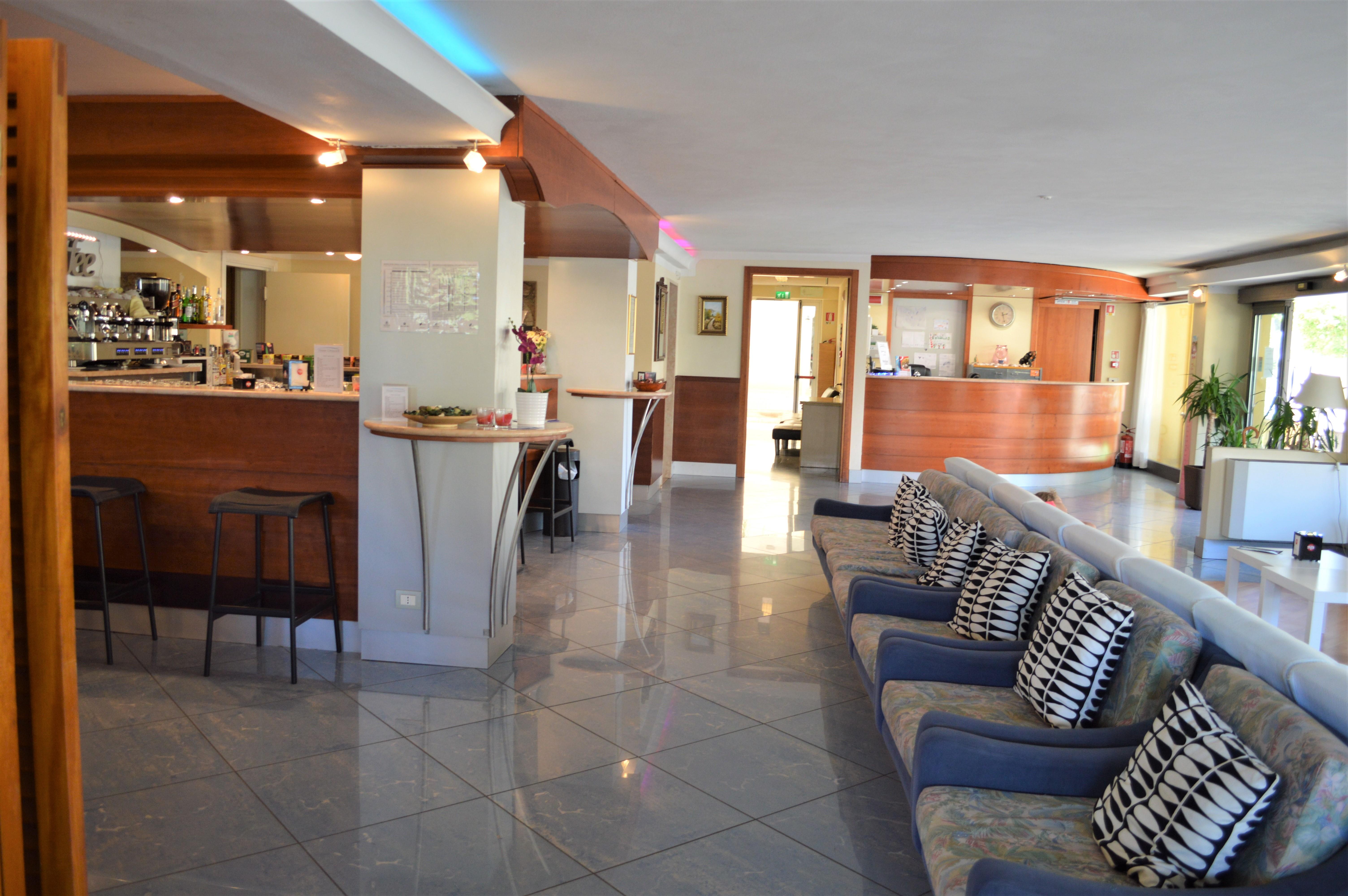 Hotel Orizzonti Rimini Kültér fotó