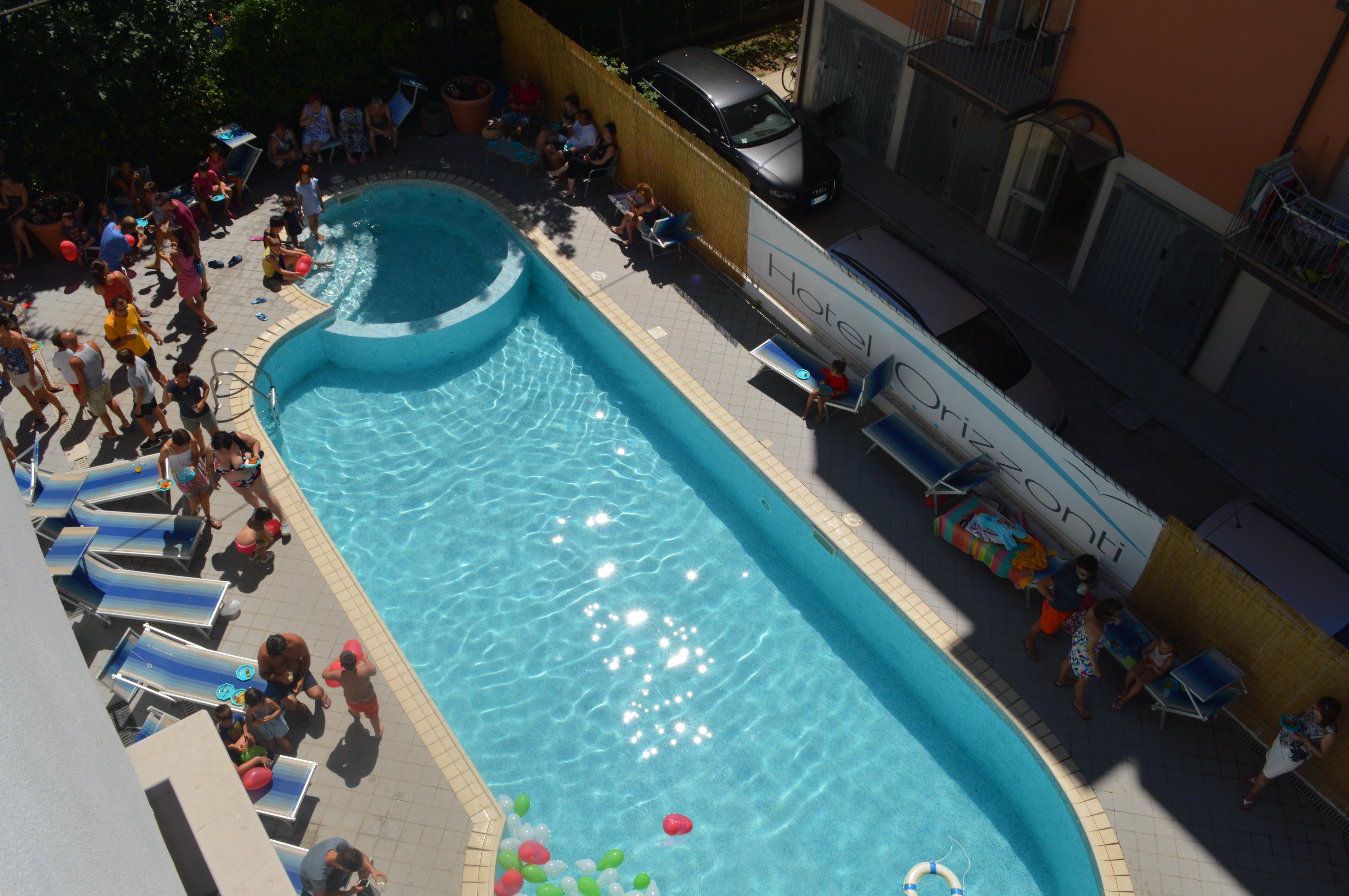 Hotel Orizzonti Rimini Kültér fotó