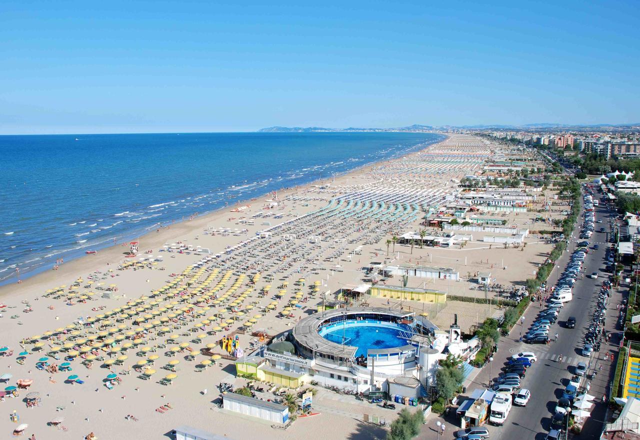 Hotel Orizzonti Rimini Kültér fotó